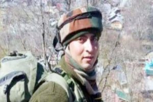 This Kashmiri digs everyday in search of his soldier son’s last remains