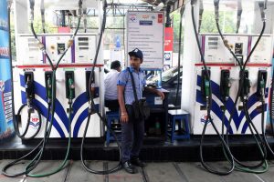 Petrol, diesel prices remain unchanged as crude prices firm