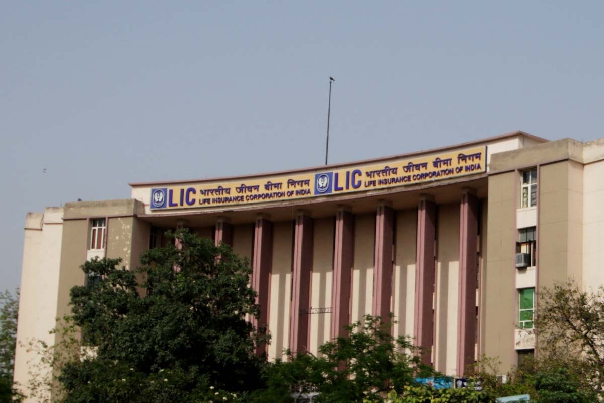 LIC’s holding at all time low on profit booking