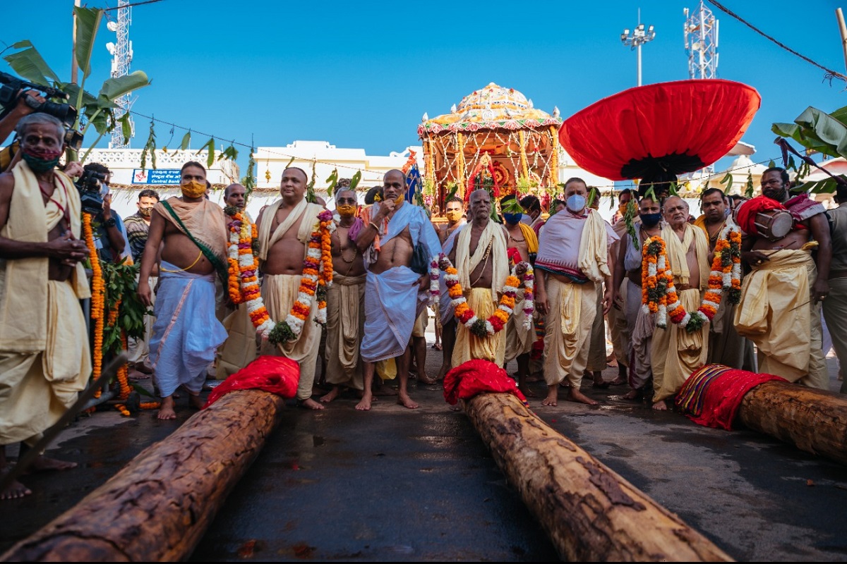 More lord Jagannath servitors get COVID-infected as govt creates bio-bubble for chariot construction