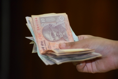 UP govt to provide allowance for those affected by curfew