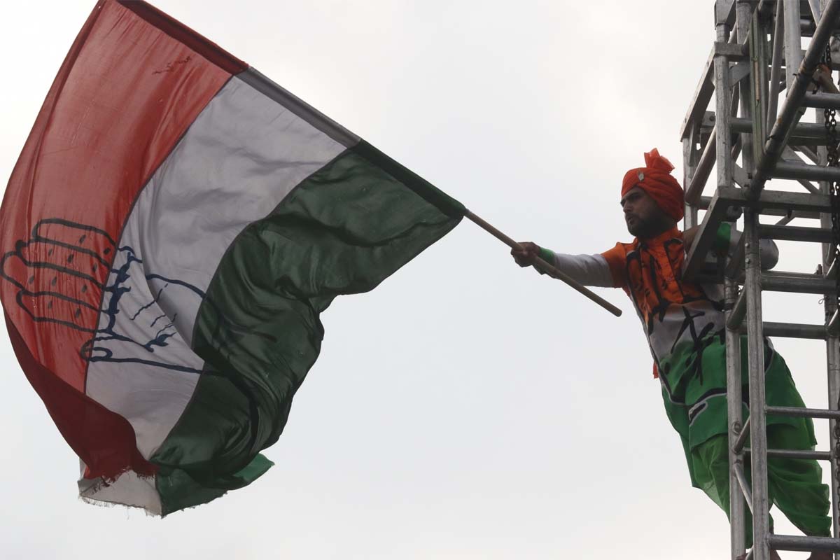 Cong attacks govt over increase in Swiss bank deposits by Indians