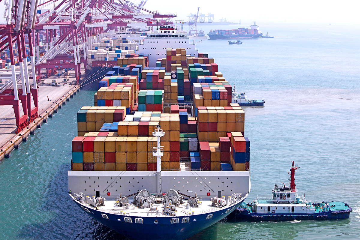 Exports jump to USD 30.63 bn in Apr; trade deficit widens to USD 15.1 bn