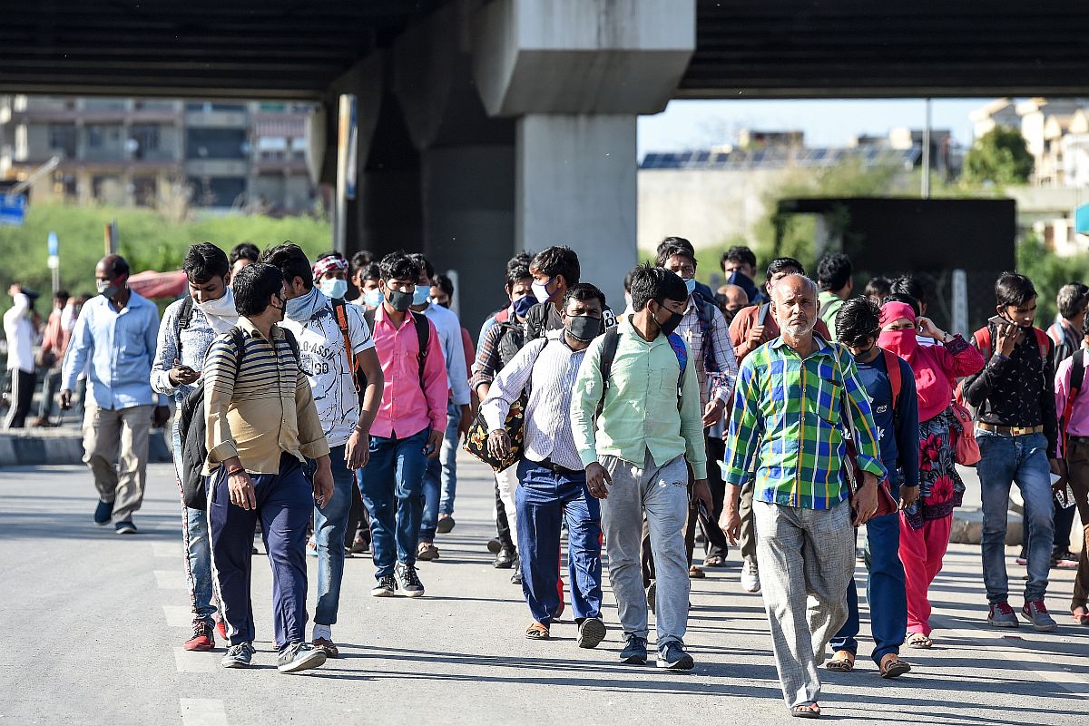 Job activity declined in most Indian industries in April