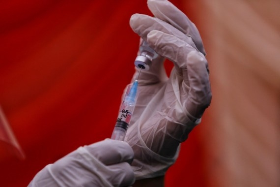 Iran announces emergency use of domestic Covid vax