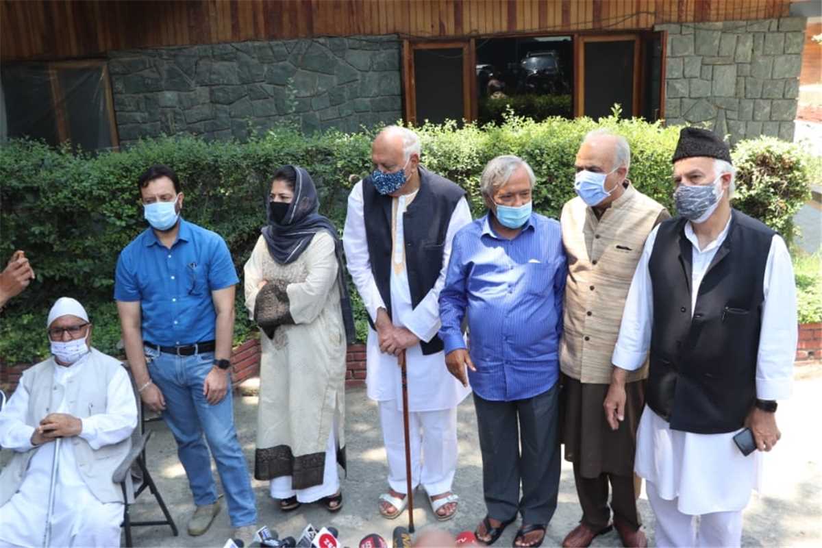 Mufti, Lone, others reach PM’s residence for big meet on J&K