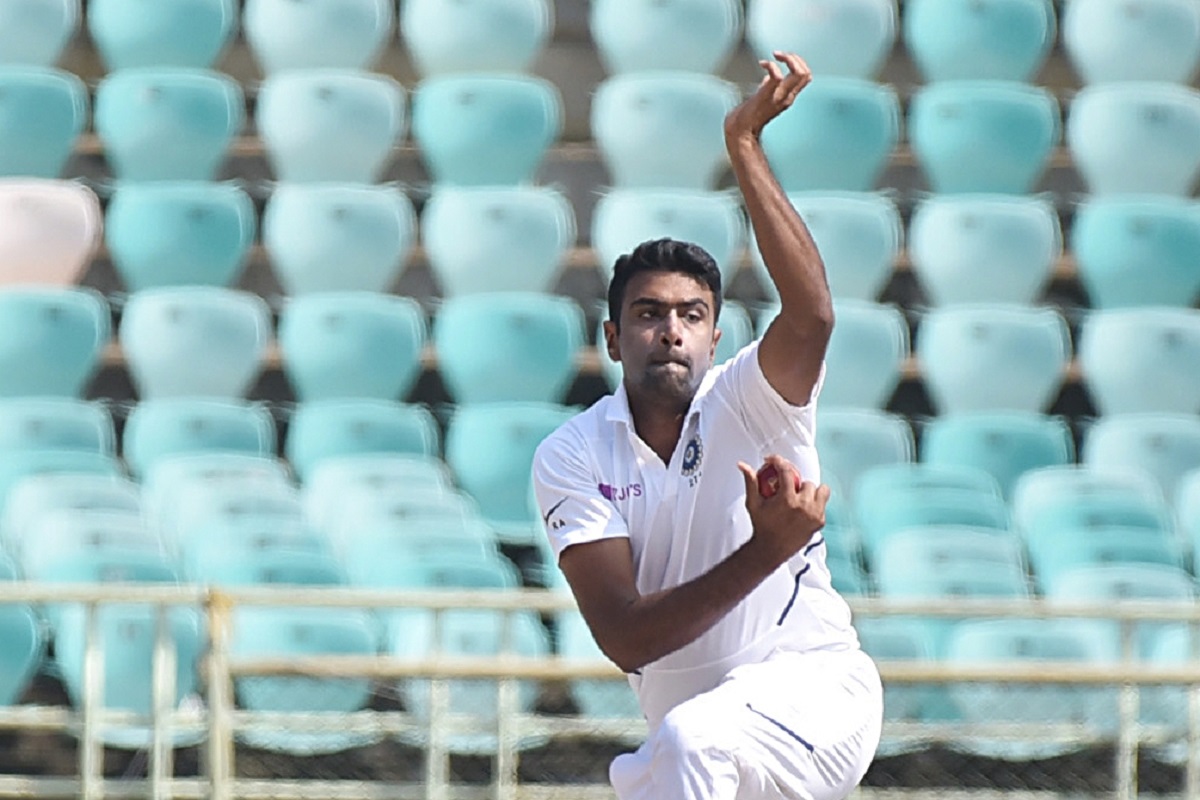 Ashwin better than Lyon as the Aussie hasn’t done well of late: Chappell