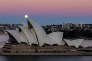 New Delta variant triggers week-long lockdown in Sydney