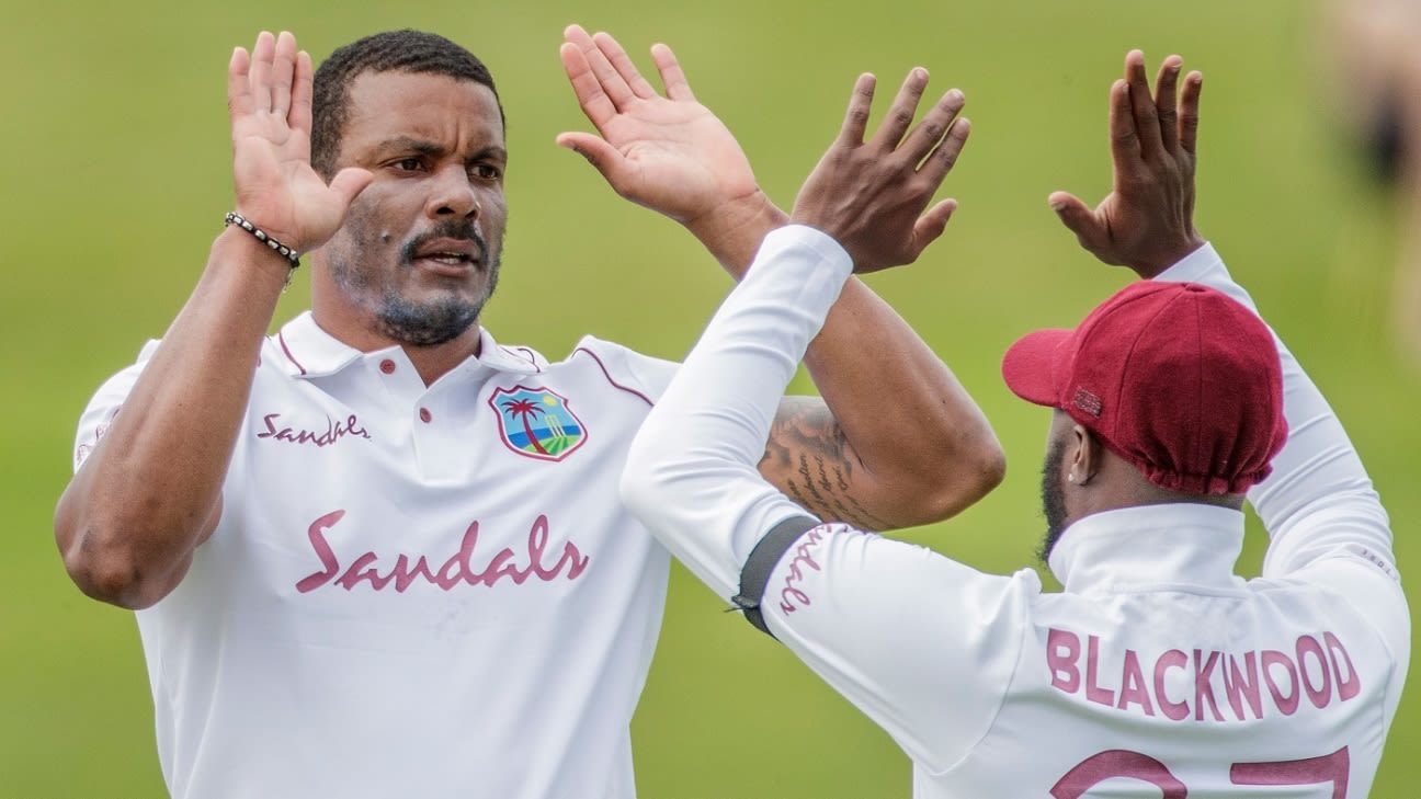Windies reduce South Africa to 44/3 at lunch on Day 1  : 2nd Test