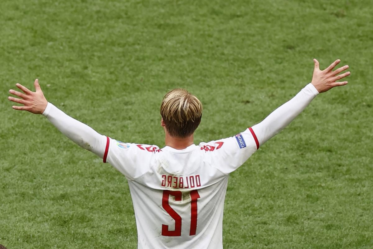 Denmark beat Wales : Euro 2020
