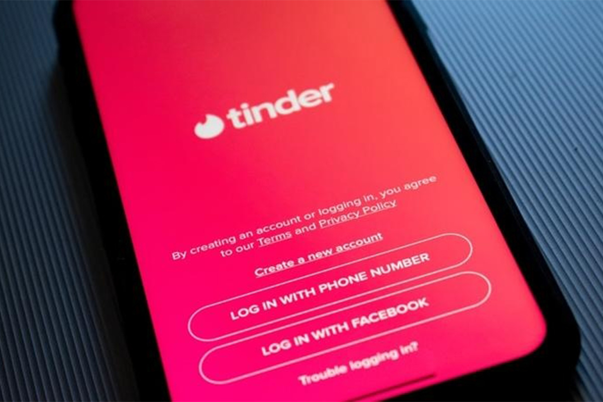 Tinder’s adds new feature to avoid awkwardness