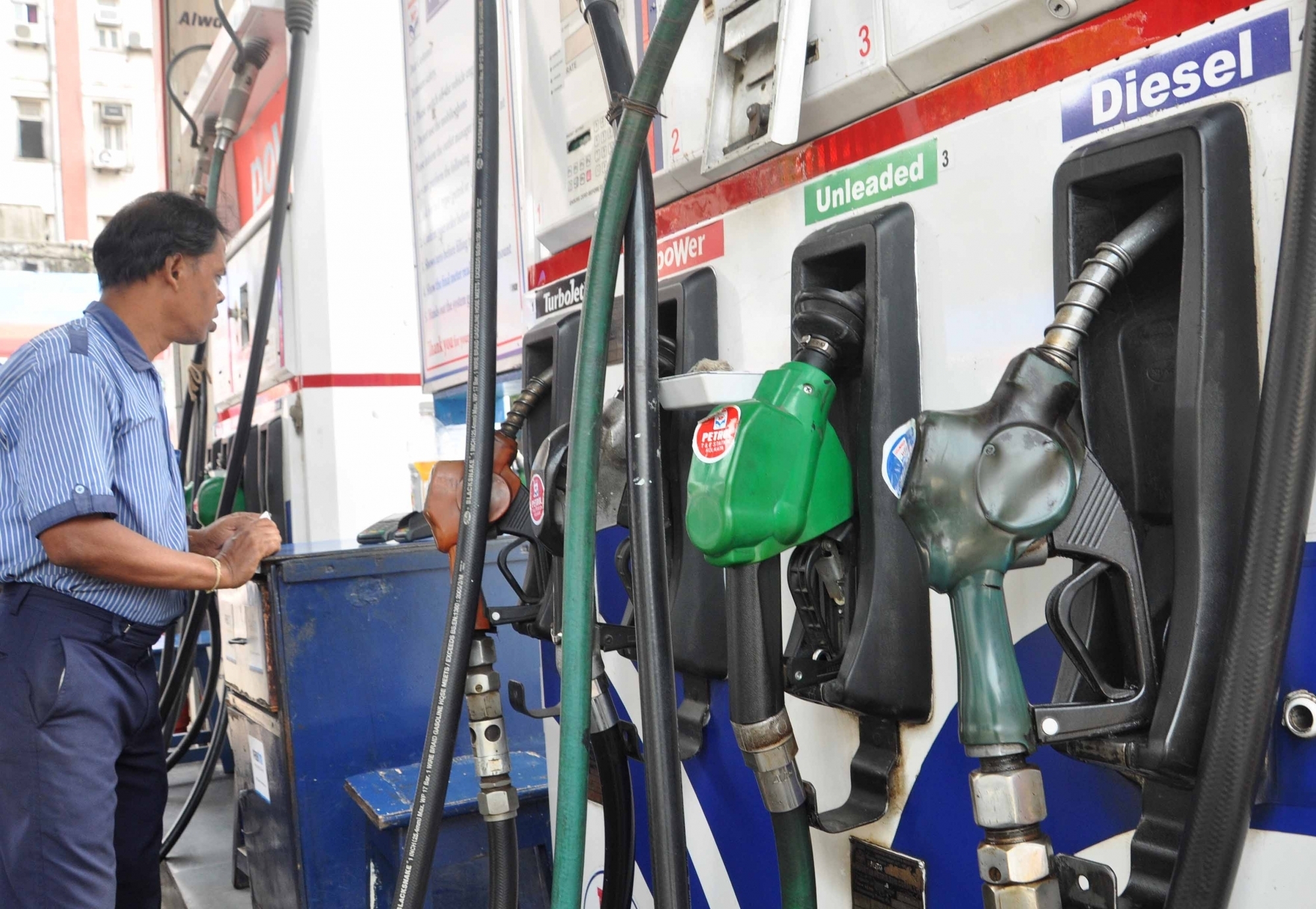 No increase in petrol, diesel prices on Wednesday