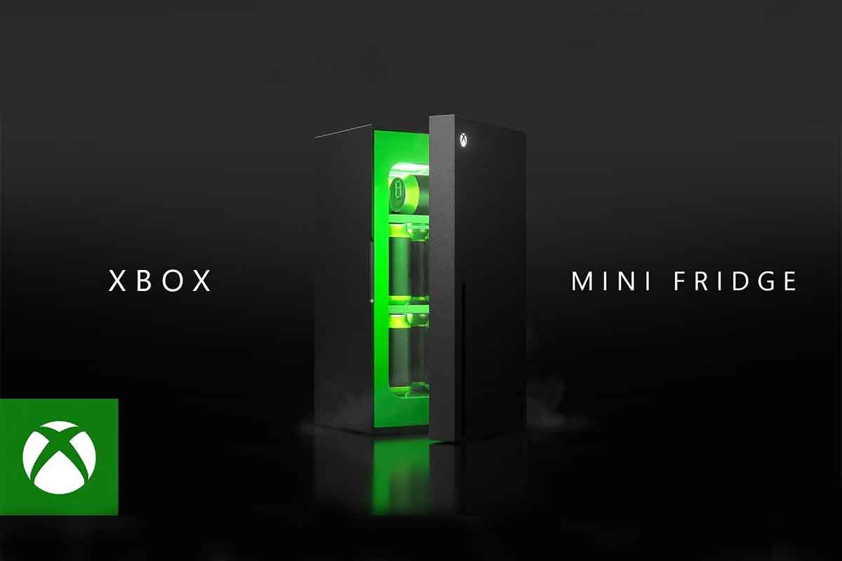Microsoft introduces Xbox Series X-shaped mini fridge