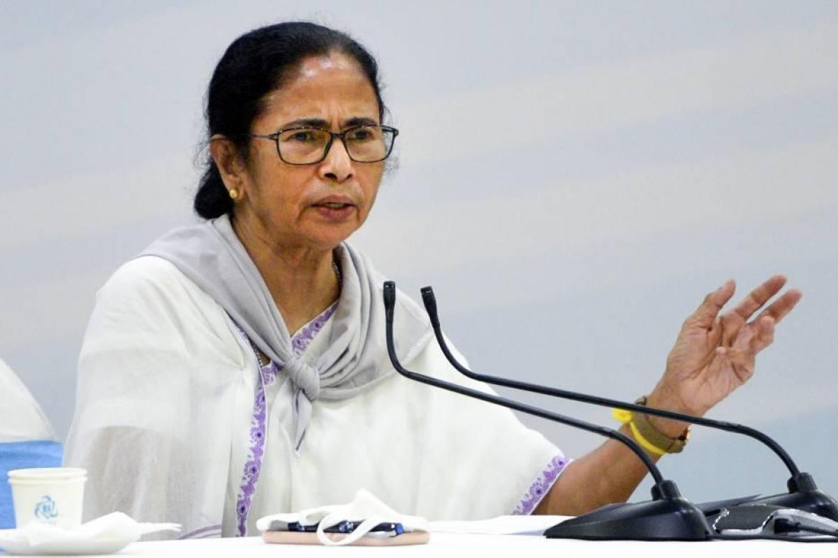 Mamata expresses solidarity with protesting wrestlers