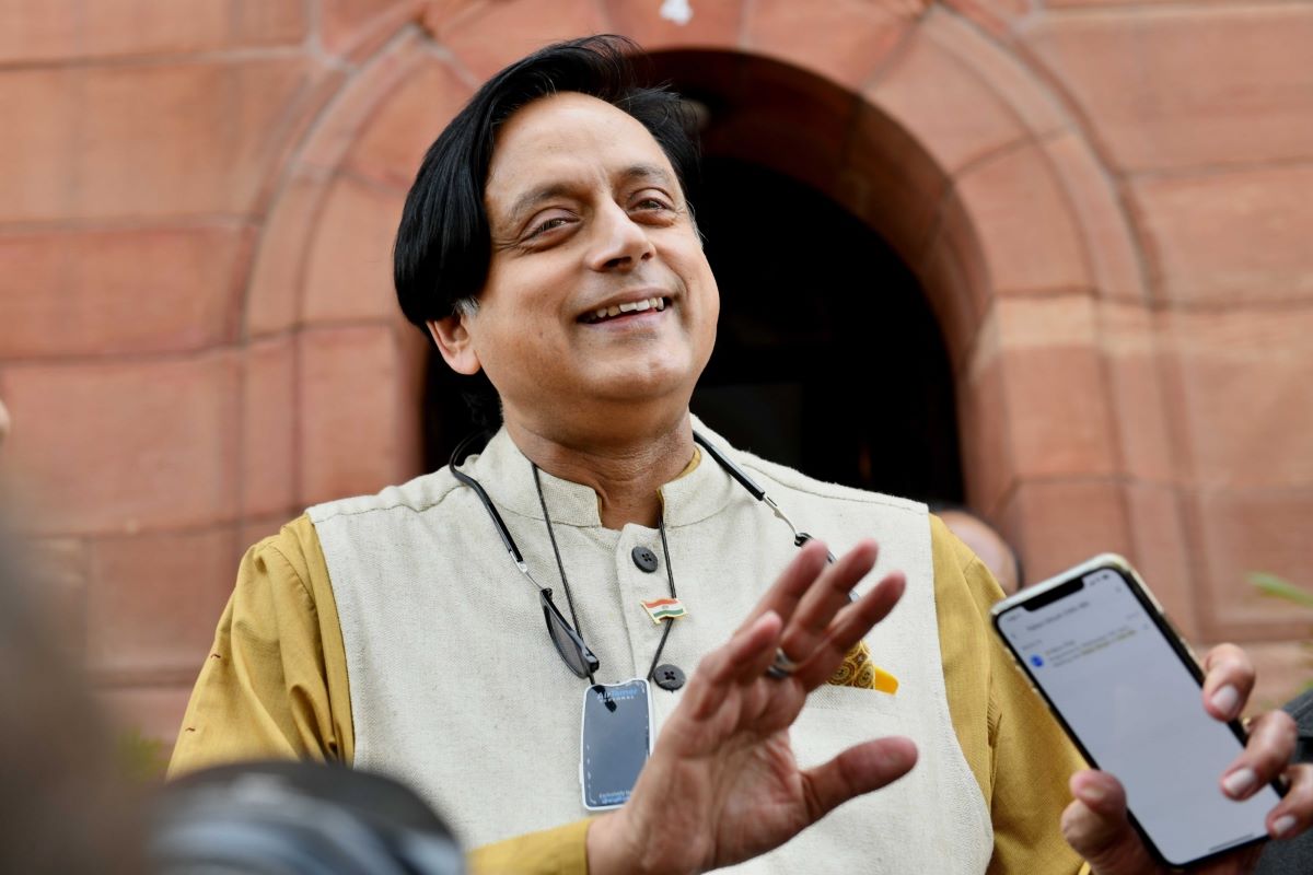 Shashi Tharoor, Kharge, Congress
