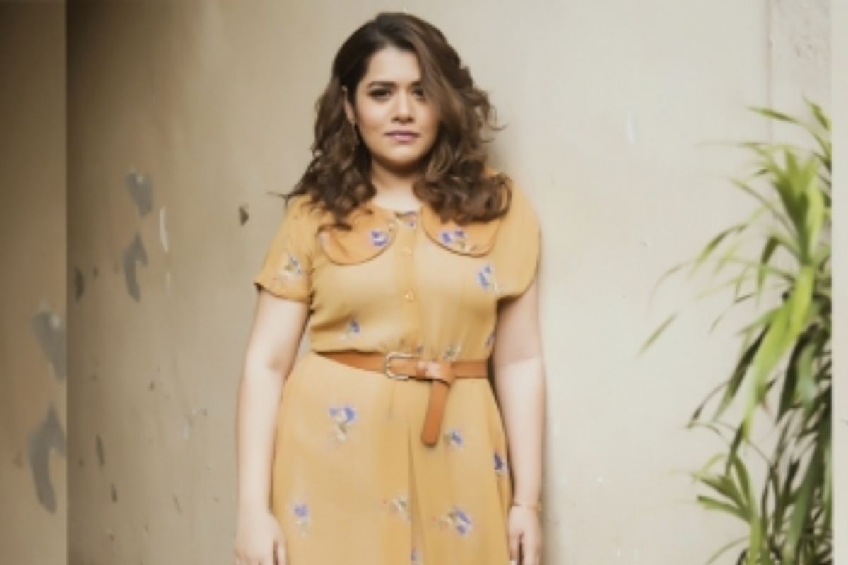 Shikha Talsania marks Marathi debut with ‘Shantit Kranti’