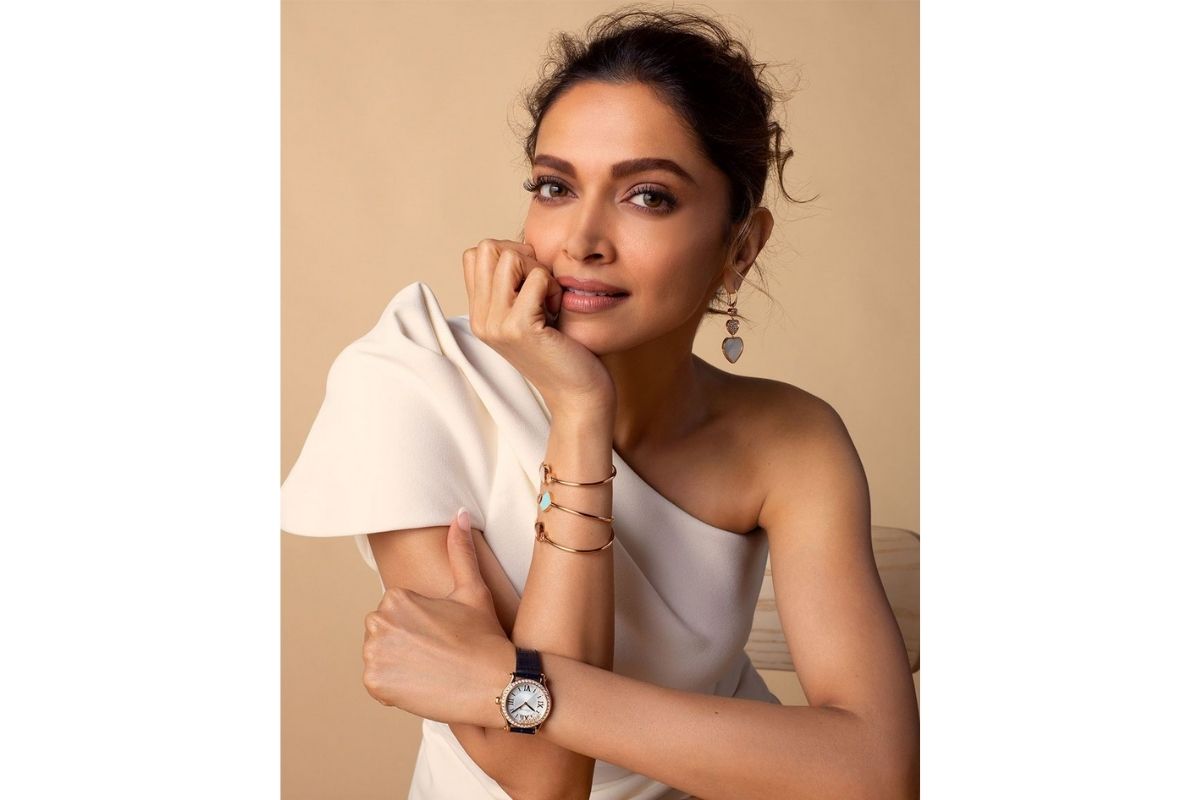 Deepika Padukone gets worked up to training herself for Pathan!