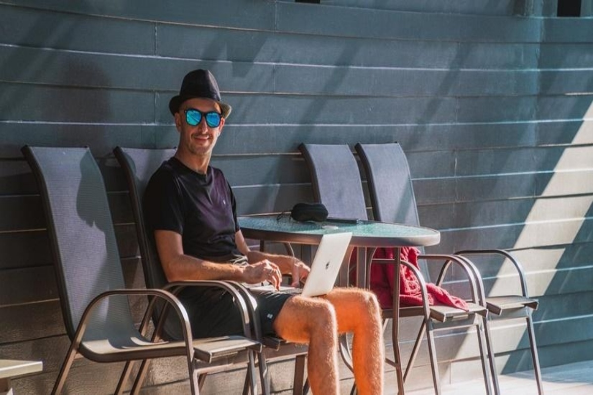 5 sustainable sunglasses to make you look cool