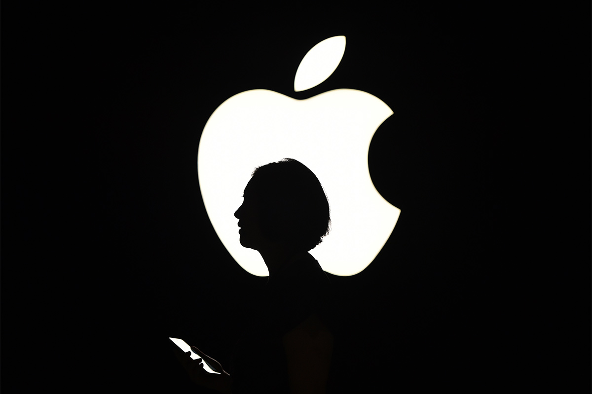 Apple employee have concern about hybrid work model