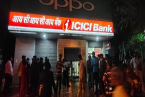 axis bank branch manager, kills officer, clear debts