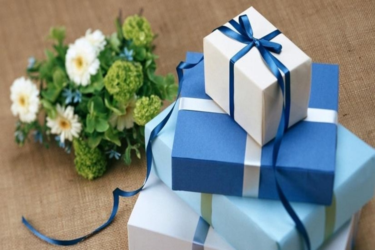 Useful wedding gifts to survive a quarantined married life! - The ...
