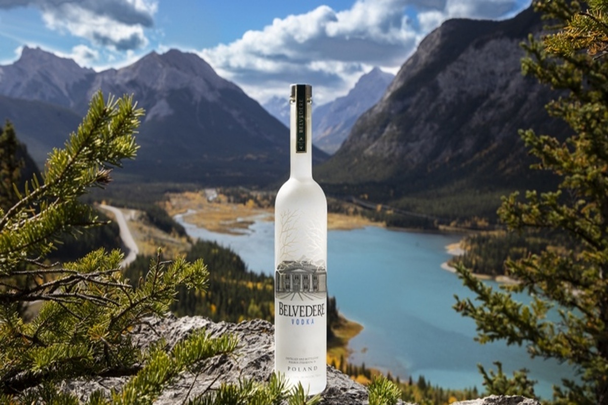 Raise a toast to your sibling