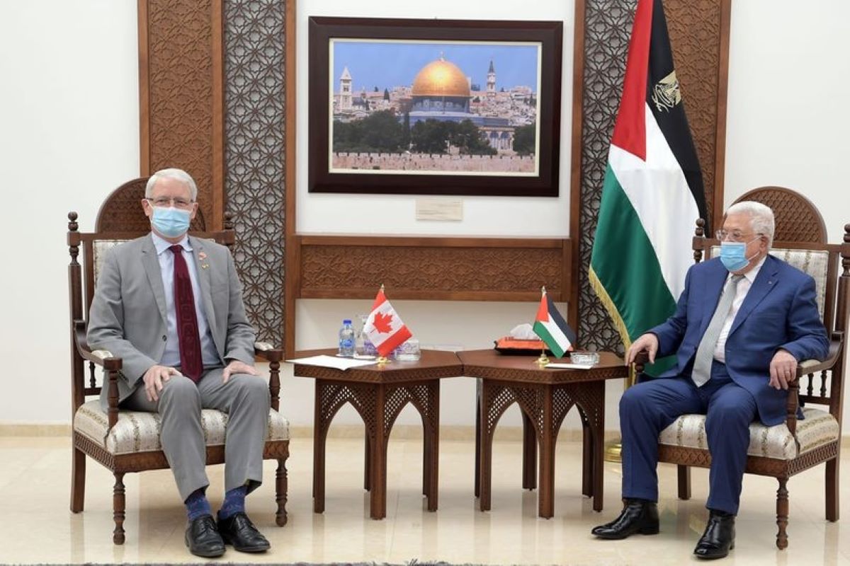 Palestinian President meets Canadian FM in Ramallah