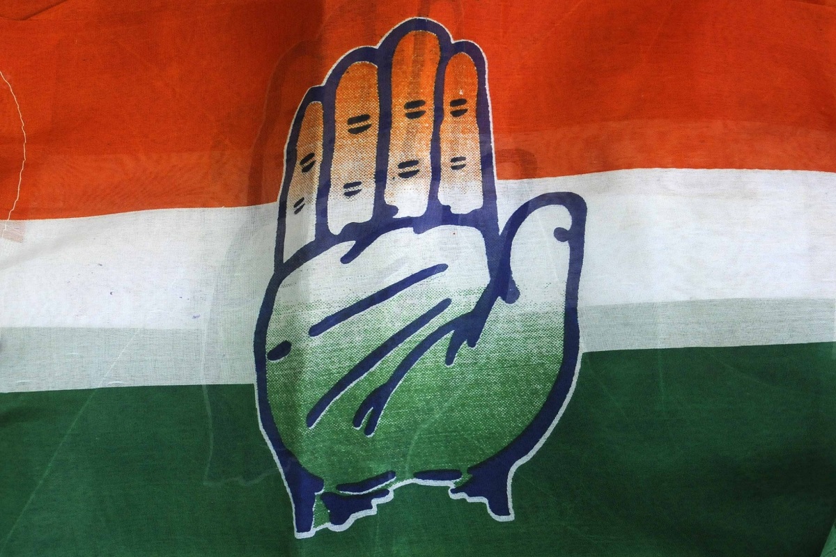 Congress slams govt for IT raids on media houses