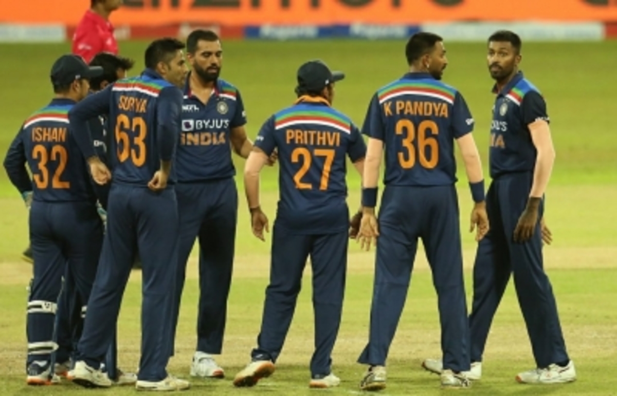 Three Indian players stay back in SL after testing Covid+