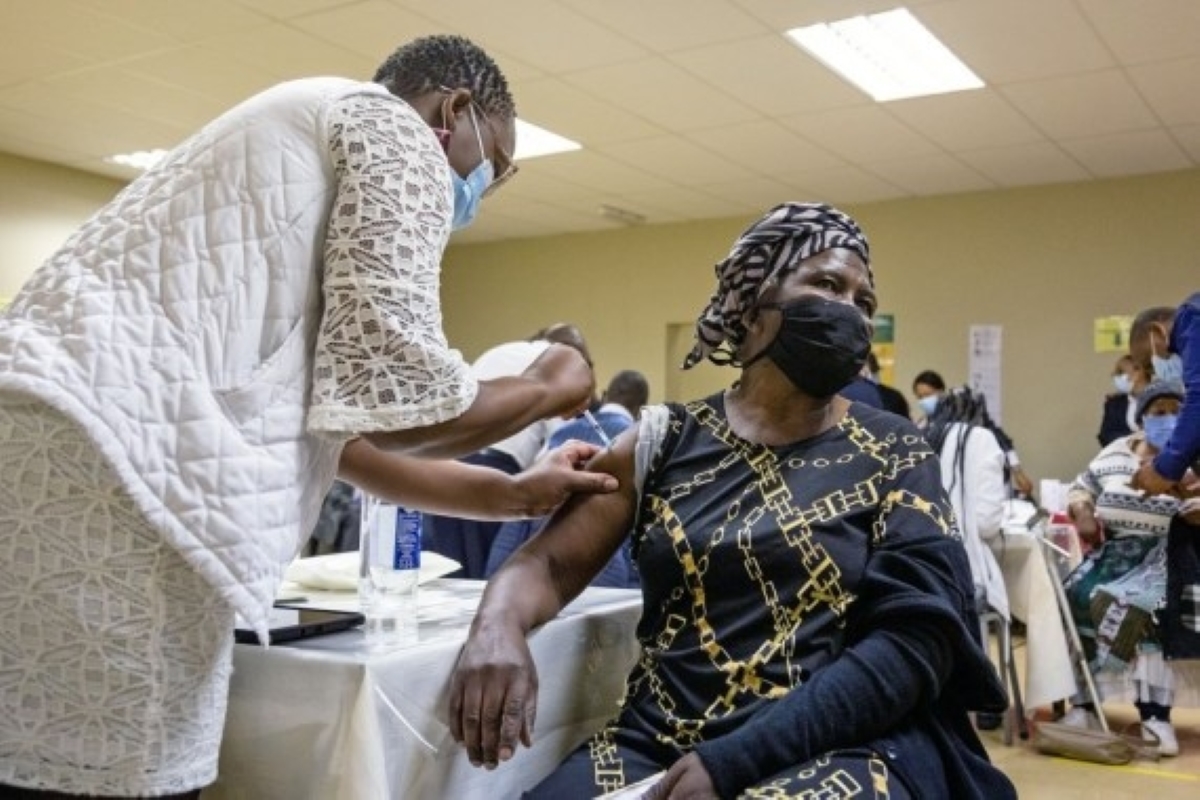 South Africa’s vaccine drive may be too late for surge