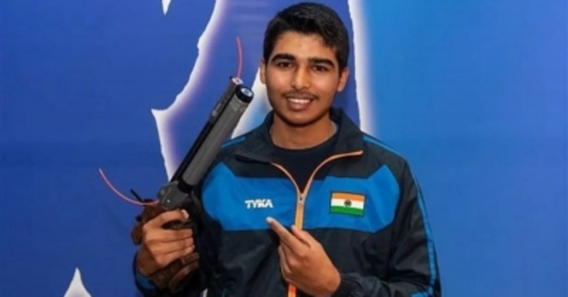 Saurabh Chaudhary qualifies for the final of 10m air pistol