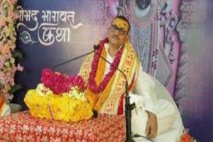 Ex-Bihar DGP Gupteshwar Pandey turns preacher in Mathura