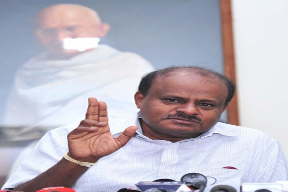 Kumaraswamy plays down snooping report