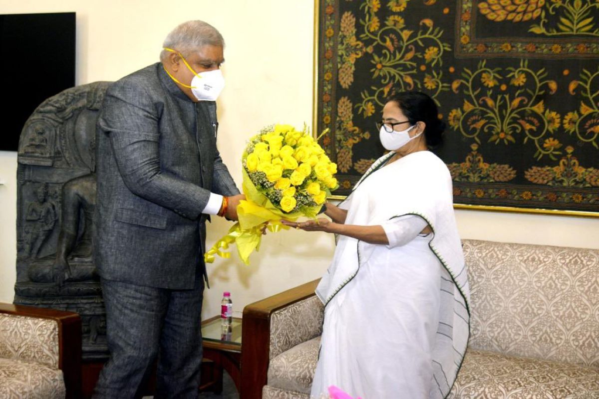 Mamata meets Dhankhar amid tense ties