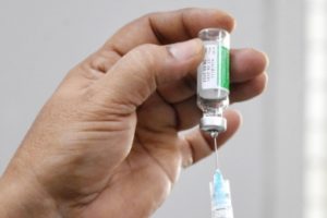 Vaccine shortage stops inoculation in ten Odisha districts: Test positivity rate drops below 3%