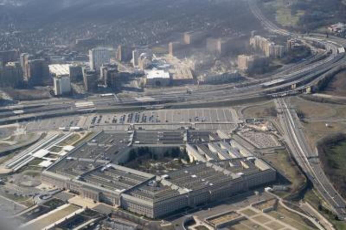Pentagon lifts lockdown after gunshots fired near Metro bus station