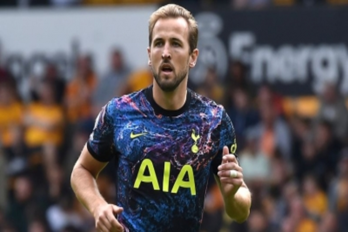 Kane confirms staying at Tottenham Hotspur this summer