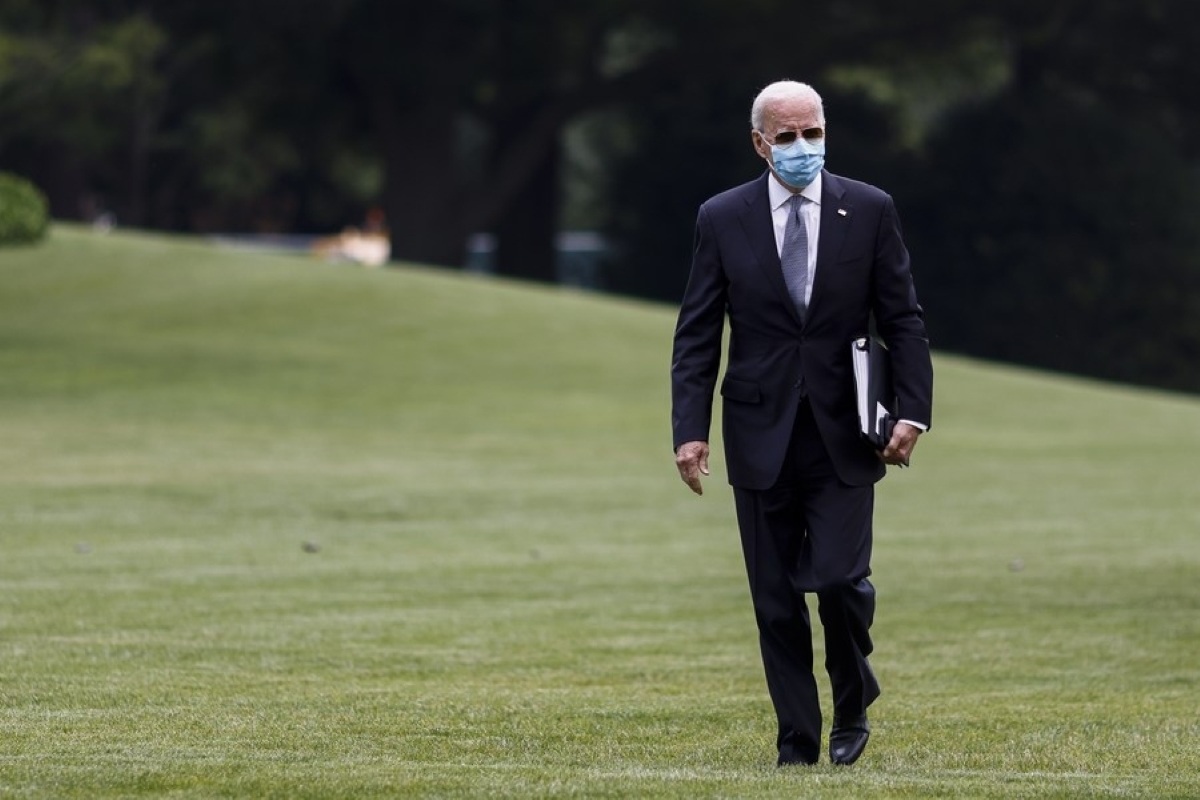 Biden admin takes new actions on masks, vaccination
