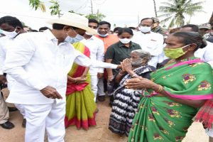 Telangana’s Dalit Bandhu scheme begins from CM’s adopted village