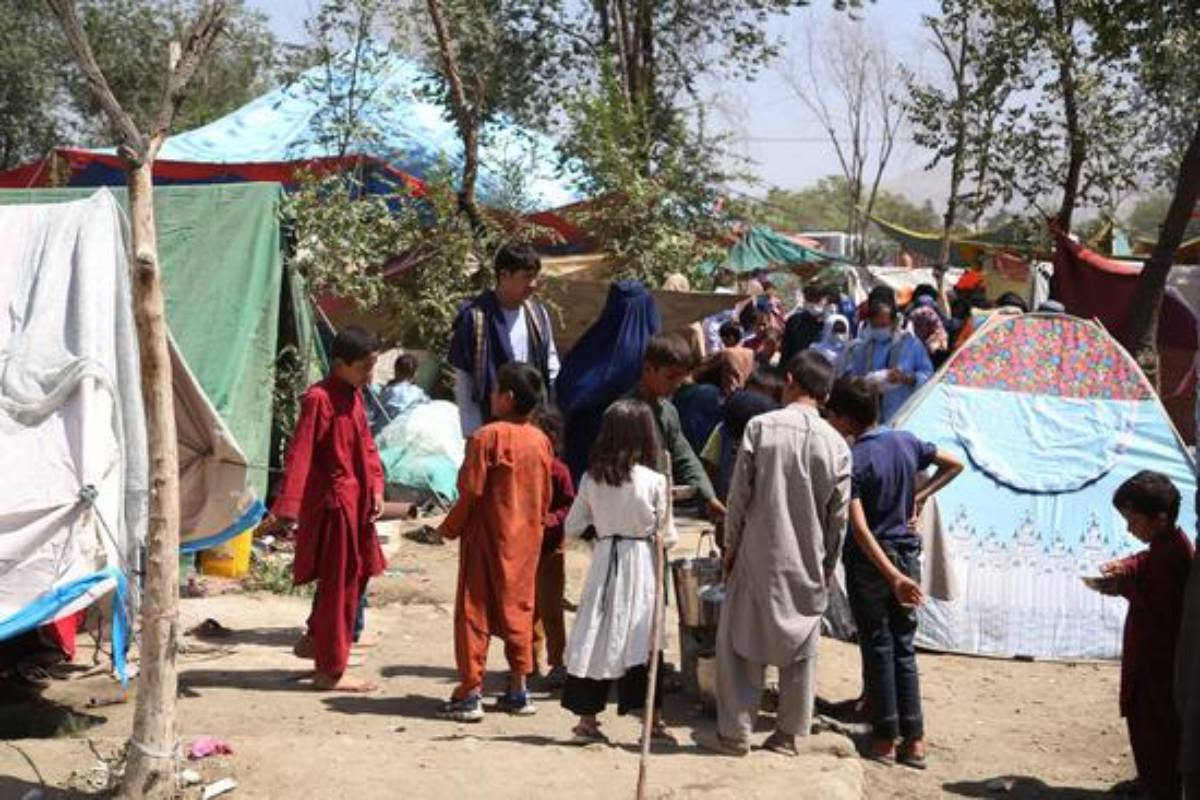 Nearly 3,90,000 people flee violence in Afghanistan: UN