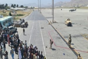 Americans warned to get away from Kabul airport over IS threat