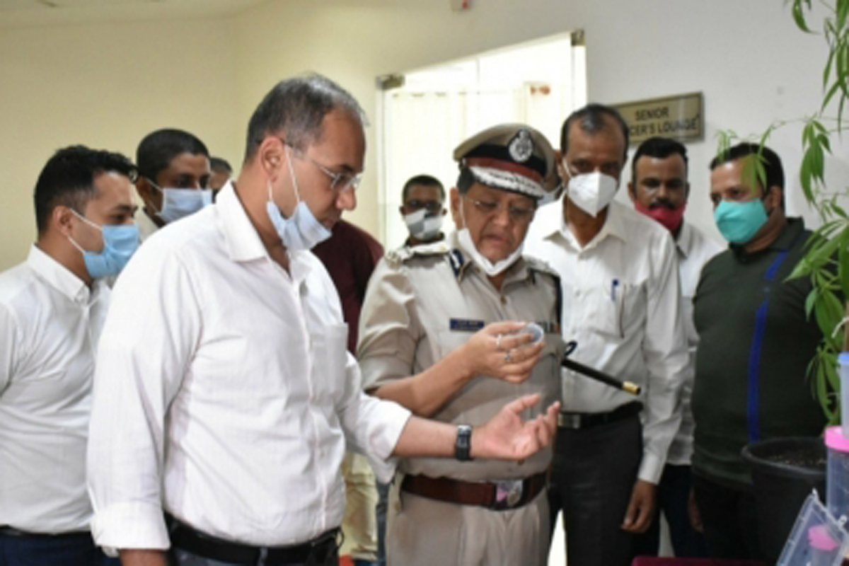 Karnataka narcotics wing recovers Rs 6 crore worth Hashish Oil, ecstasy tablets