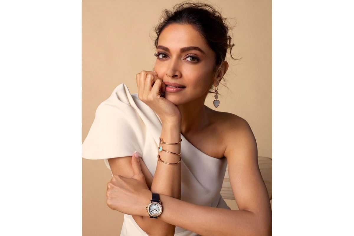 Deepika Padukone Launches 'Chain of Well-Being' On Social Media