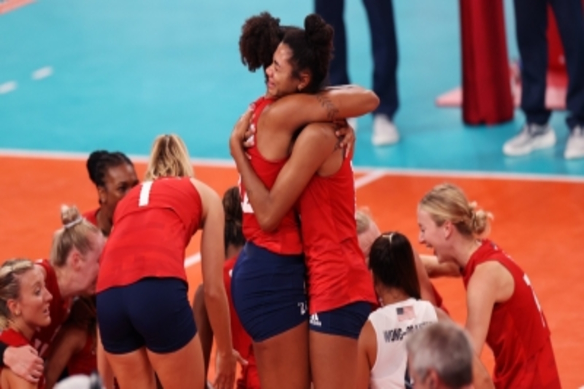US sweep Brazil to win their first women’s Olympic volleyball gold