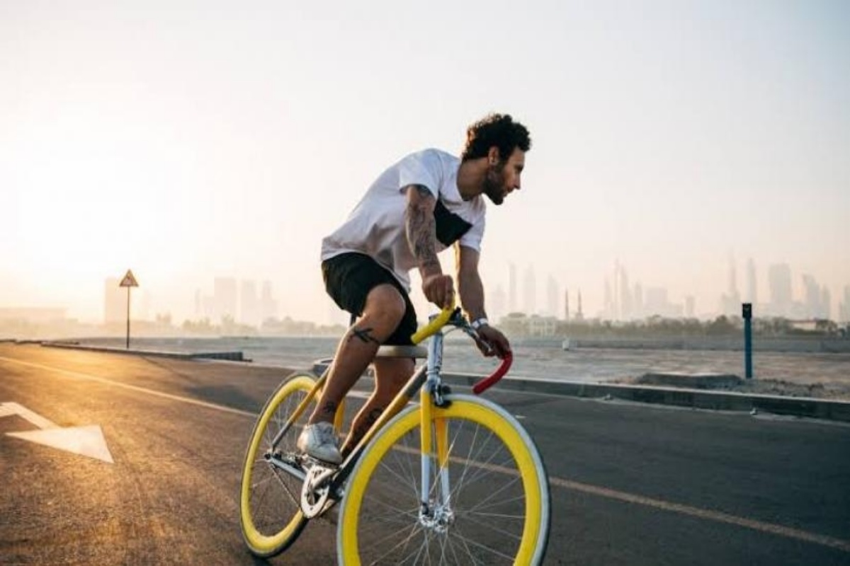 Lack of time and companion are top hinderances to playing sports
