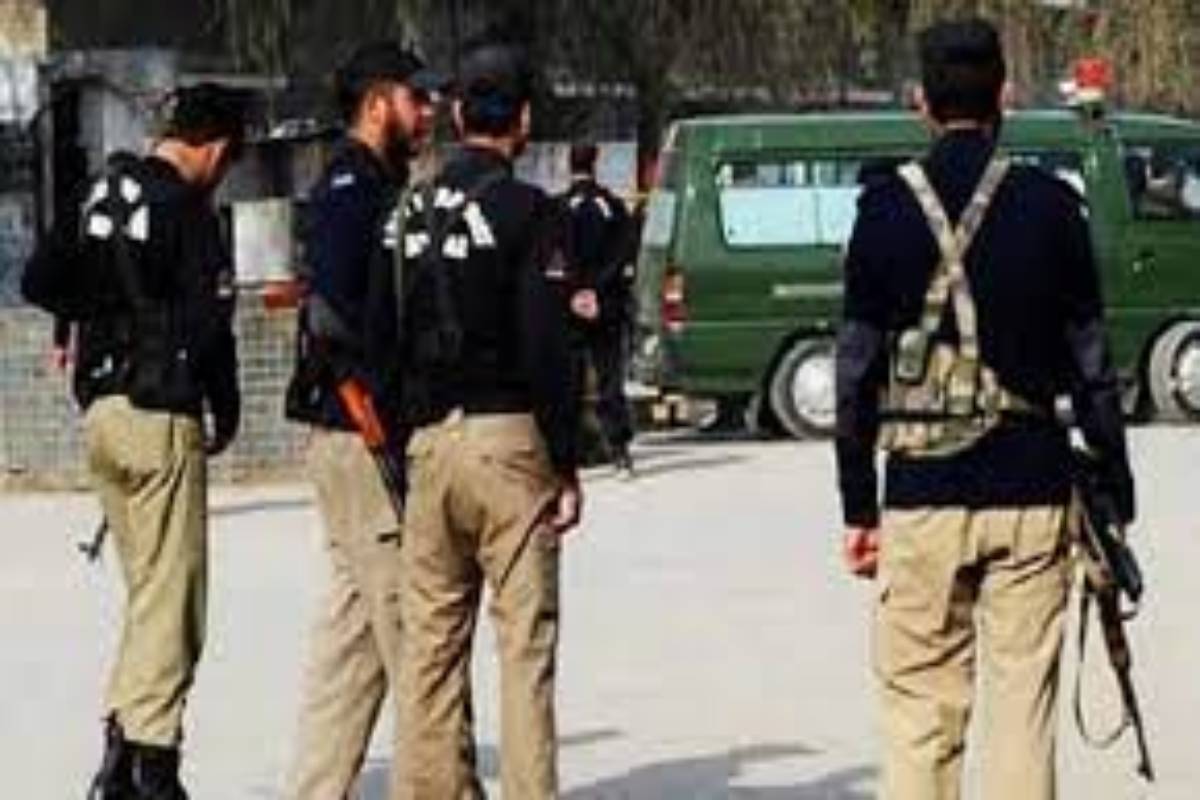 Five kidnappers shot dead in shootout with Pak police