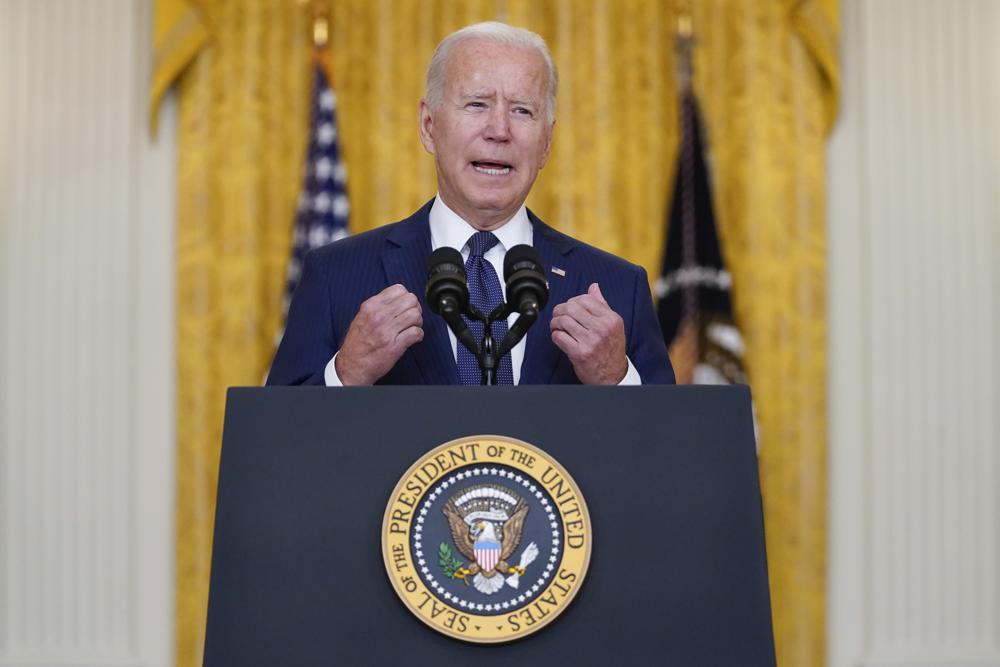 Biden vows to finish Kabul evacuation, avenge US deaths