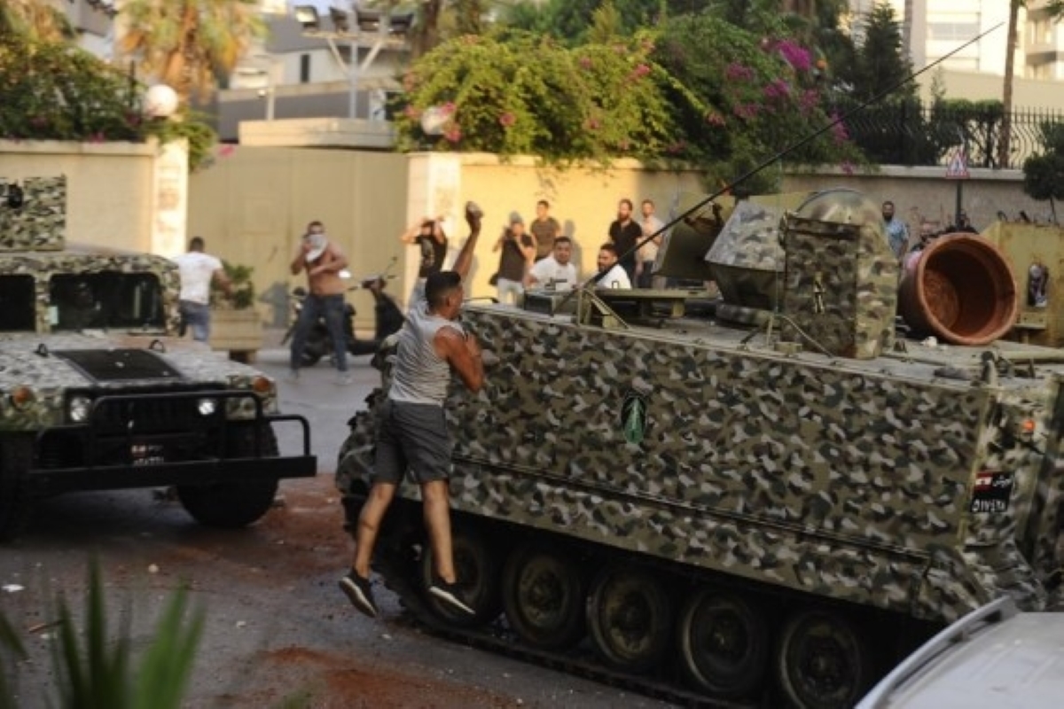 5 killed in clashes in Beirut: Report
