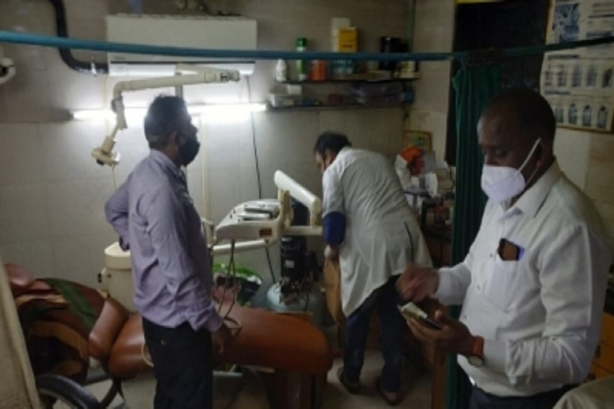 Mumbai Police, BMC bust 5 ‘fake doctors’ operating in Chembur