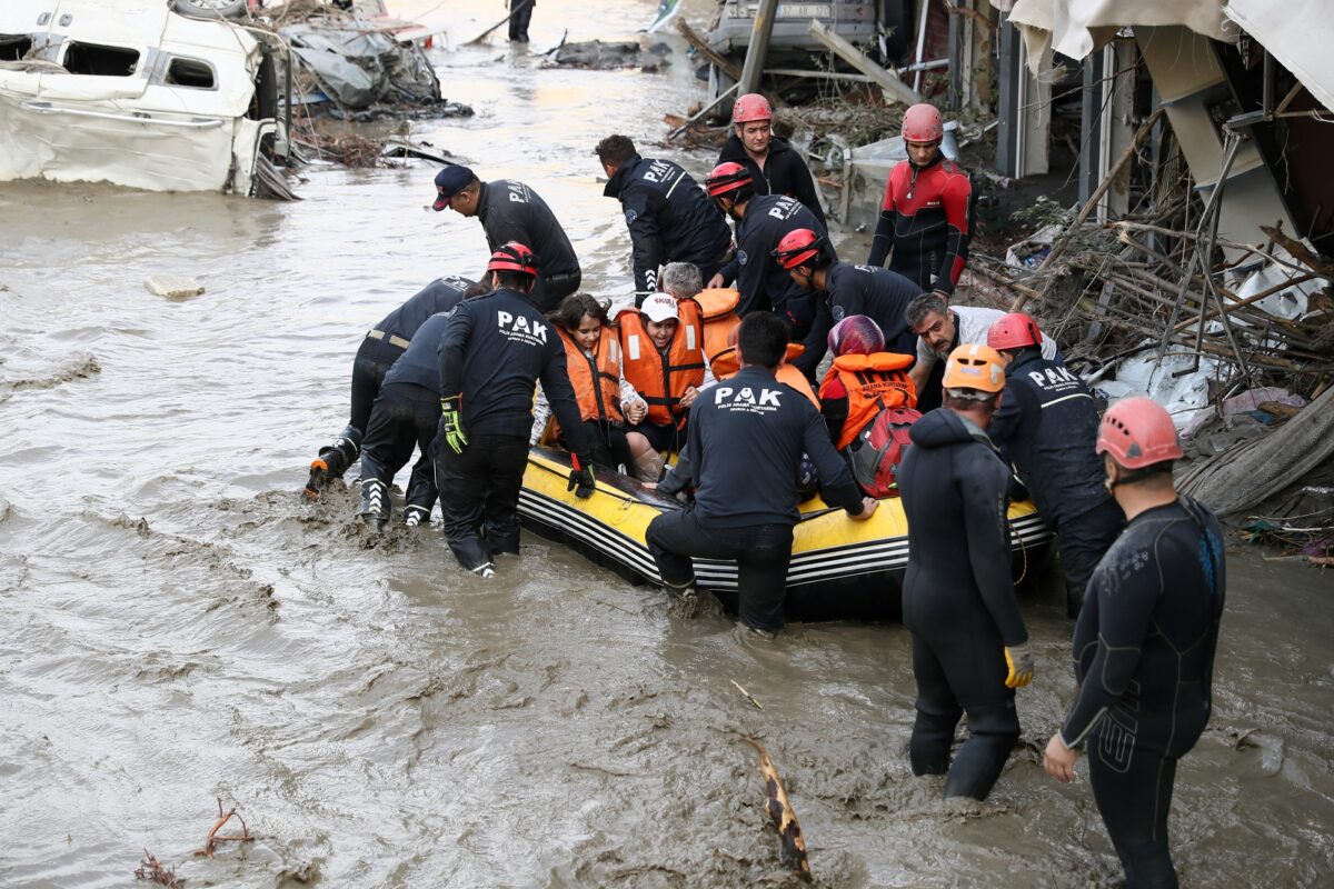 Deadly flash floods sweep through Turkey’s Black Sea region